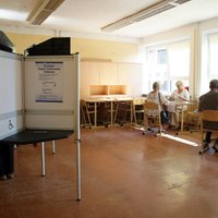 На выборах в ЕП в Латвии проголосовали 100 000 избирателей