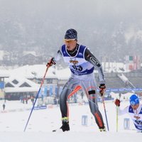 Латвийский лыжник впервые принял участие в "Тур де Ски"