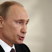 Путин советует перенести референдум 11 мая на востоке Украины