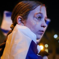 Foto: 'Lielākā demonstrācija valsts vēsturē' – Izraēlu pārņem vērienīgi protesti