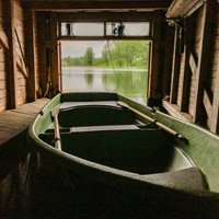 ФОТО. Лодочный домик на Алуксненском озере, в котором можно отлично отдохнуть