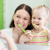 Bērnu zobu higiēniste: Katra plomba ir nāves spriedums zobam