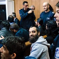 Bulgārijā 13 čigānus tiesā par 'Daesh' atbalstīšanu