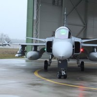 Kā ungāri ar 'zemo izmaksu' ziemeļnieku JAS 39 uzrauga Baltijas valstu debesis