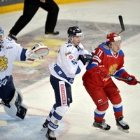 Россия Олега Знарка проиграла Финляндии на старте Кубка Карьяла
