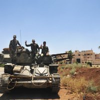 Sīrijā vēl neizdodas īstenot vienošanos par pamieru Deras provincē