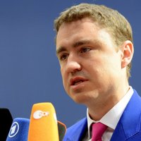 Valdības krīze Igaunijā: Reformu partijas koalīcijas partneri aicina premjerministru atkāpties