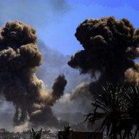 Izraēla Sīrijas austrumos bombardējusi irāņu kaujinieku bāzes