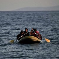 Судно с мигрантами перевернулось у берегов Греции