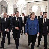 Меркель заявила о необходимости адаптировать "минские соглашения" под реалии