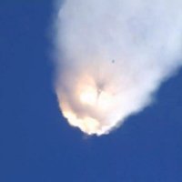 Video: Īsi pēc pacelšanās gaisā uzsprāgst 'SpaceX' raķete