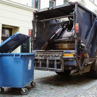 Экстремальная сортировка: можно ли в Латвии не платить за вывоз мусора?