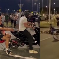 Video: Jaunietis Rīgā ar motorolleru notriec citus pasākuma biedrus