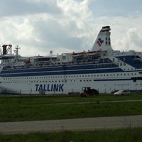 Tallink продает паромы, работавшие в Риге
