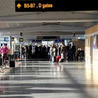 Рижский аэропорт будет уничтожать оставленные пассажирами вещи