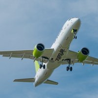 В небе над Литвой развернули самолет airBaltic, летевший из Риги в Венецию