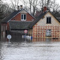 Diennakts laikā Jēkabpils plūdos cietušajiem saziedoti 32,5 tūkstoši eiro