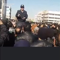 Protesti Irānā turpinās; pagājušajā naktī vēl 9 bojāgājušie