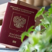 Vairākiem Krievijas pilsoņiem kļūdas dēļ liek atstāt Latviju; rīkojumu saņem arī eksāmenu nokārtojušie
