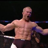 Latvijas cīkstonis Mihails Cirkunovs UFC debitē ar uzvaru