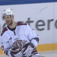 Video: Rīgas 'Dinamo' 'izsēj' trīs vārtu pārsvaru Pekinā