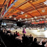 Latvijas sporta deju pāriem vairākas godalgotas vietas jubilejas 'Baltic Grand Prix 2022'