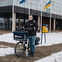 'Latvijas Pasts' iegādājies 105 elektrovelosipēdus sūtījumu piegādei