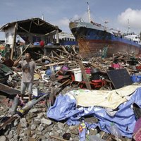 После тайфуна "Хайян" на Филиппинах "полный бедлам"