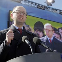 Партия Яценюка лидирует на выборах в Верховную Раду