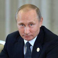 Путин отказался высылать американских дипломатов