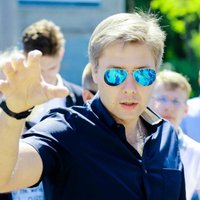 Центр госязыка оштрафовал Ушакова за общение в соцсетях на русском