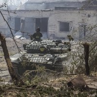 ASV gatavas piešķirt Ukrainas uzvarai nepieciešamo bruņojumu; Donbasā notiek nežēlīgākās kaujas Eiropā