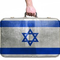 Поуехали: Израиль. Как жить в стране, где есть только религиозные браки, а девушки служат в армии