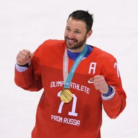 Kovaļčuks un vēl vairākas krievu hokeja zvaigznes nepiedalīsies šāgada pasaules čempionātā