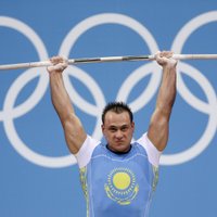 Тяжелоатлет из Казахстана лишен золота сразу двух Олимпиад