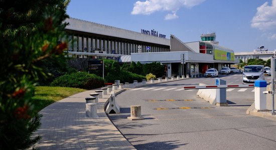 Lidojumu samazinājums Getvikas lidostā patlaban reisus no Latvijas neskar