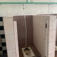 Krievijas briesmīgāko tualešu konkursā uzvar uzreiz sešas skolas