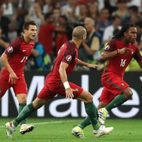 Portugāle ar uzvaru 'pendelēs' iekļūst EURO 2016 pusfinālā