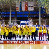 Vētras vadītā Gdiņas 'Arka' komanda uzvar Polijas sieviešu basketbola čempionātā