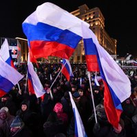 Krievijas prezidenta vēlēšanās uzvarējis Putins, liecina vēlētāju aptaujas