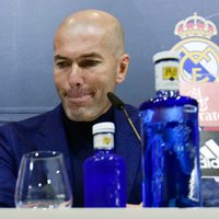 Зидан сообщил об уходе с поста главного тренера "Реала"