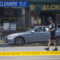Apšaude Toronto: Šāvējs Grīktaunā nogalinājis sievieti un bērnu
