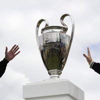 УЕФА запретит третьим лицам владеть правами на футболистов