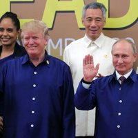Foto: Putins un Tramps satiekas Āzijas samitā