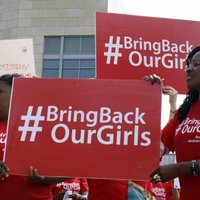 Nigērija izsludina atlīdzību par nolaupīto 200 skolnieču meklēšanu