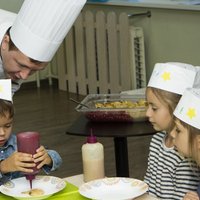 Pavāri iesaka, kā bērnam iemācīt ēst veselīgi