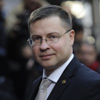Dombrovskis sarunās par ES budžetu gatavs kompromisiem, bet uzsver Latvijas intereses