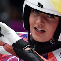 Latvijas kamaniņu braucēji izcīna piekto vietu Pasaules kausa komandu stafetē