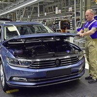 'Volkswagen' uz laiku slēgs vairumu Eiropas rūpnīcu