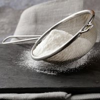 98% латвийцев не поддерживает идею Белевича об акцизе на соль и сахар